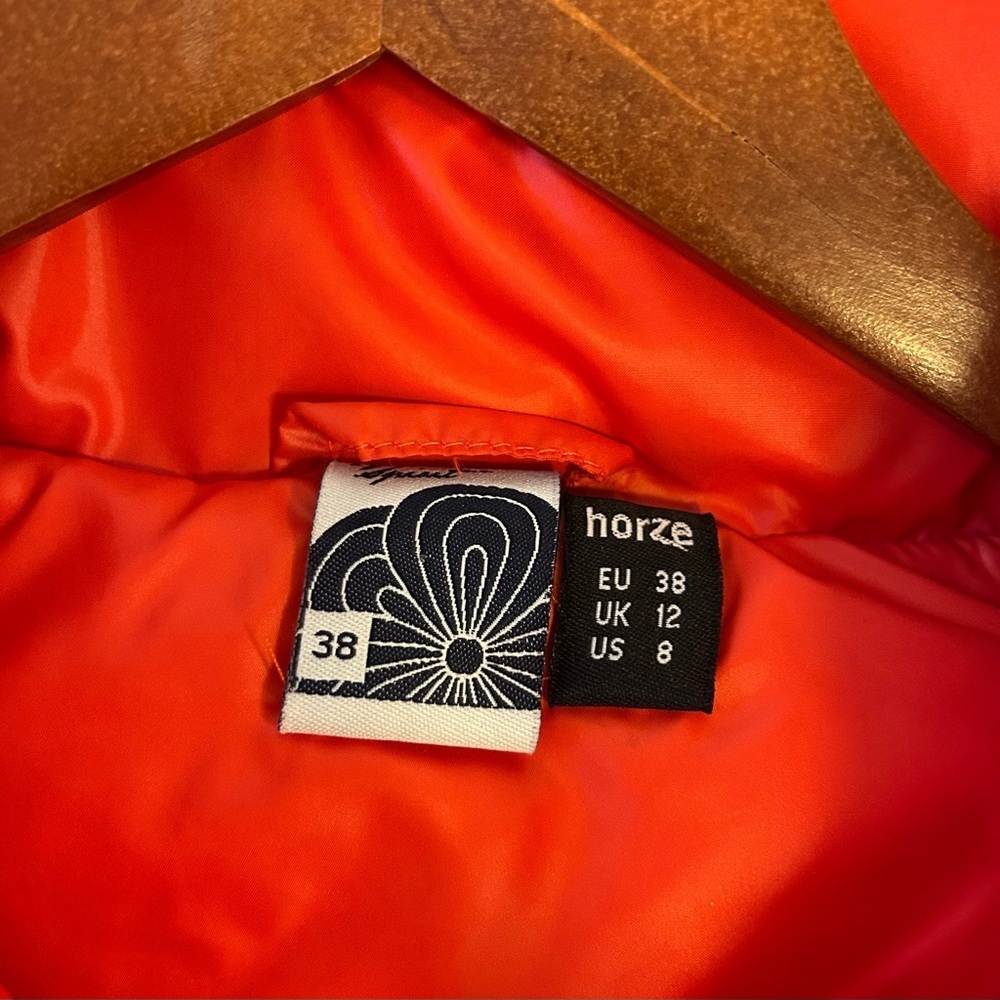 Women's Horze Bold Red Puffer Vest - Picture 3 of 4